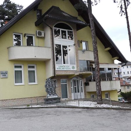 Restoran&Motel And Apartmants Lovacka Prica Tesanj Extérieur photo