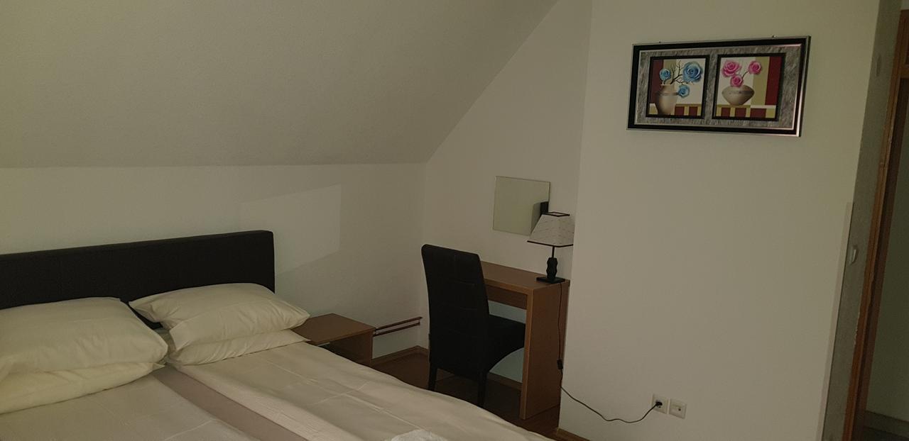 Restoran&Motel And Apartmants Lovacka Prica Tesanj Extérieur photo
