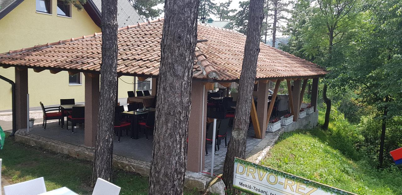 Restoran&Motel And Apartmants Lovacka Prica Tesanj Extérieur photo